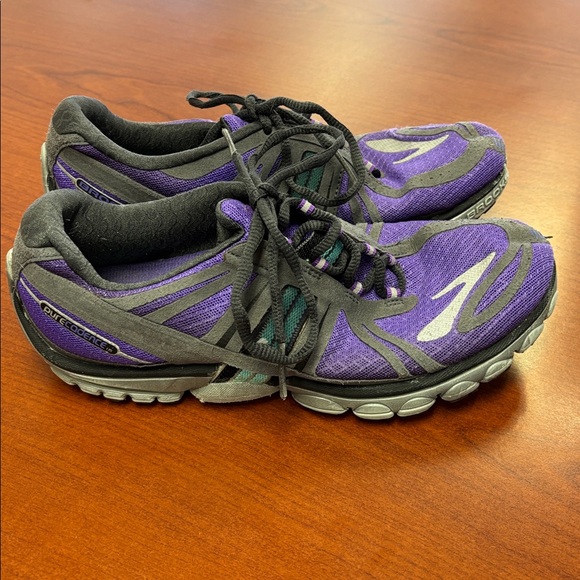 Brooks Pure Cadence Women's Athletic Shoes in Purple and Gray Size 8.5 - Picture 3 of 12